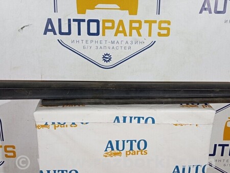 ФОТО Поріг пластиковий лівий для Volvo C30 Київ