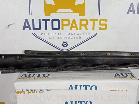 ФОТО Поріг пластиковий лівий для Volvo C30 Київ