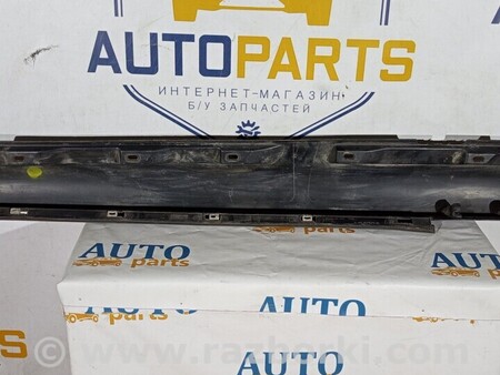 ФОТО Поріг пластиковий лівий для Volvo C30 Київ