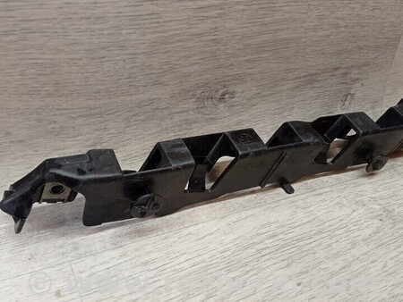 ФОТО Кронштейн кріплення направляюча крила переднього бампера лівий для Citroen C4 Киев