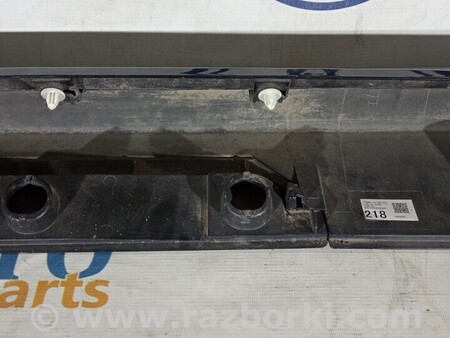 ФОТО Поріг пластиковий правий для Toyota Camry (все года выпуска) Киев