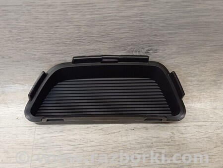 ФОТО Заглушка накладка заднього бампера лівий для Renault Captur (2013-...) Киев