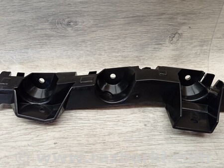 ФОТО Кронштейн кріплення направляюча заднього бампера правий для Renault Captur (2013-...) Киев