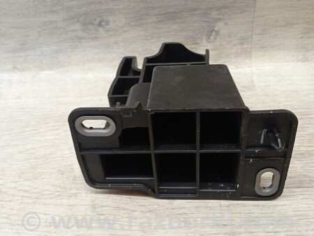 ФОТО Кронштейн кріплення направляюча підсилювача переднього бампера правий для Renault Captur (2013-...) Киев