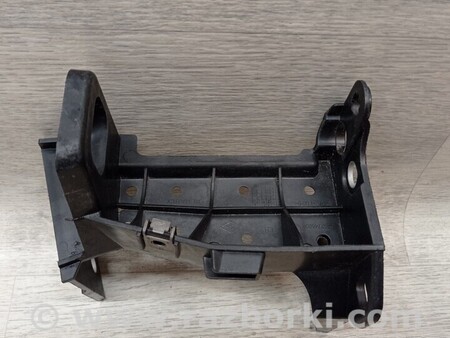 ФОТО Кронштейн кріплення тримач фари ліхтаря переднього бампера для Renault Captur (2013-...) Киев