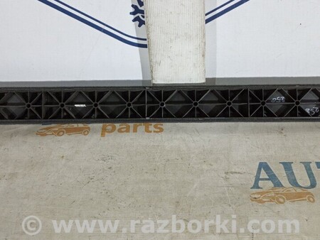 ФОТО Накладка багажника ліва для Porsche Cayman (2005-...) Киев