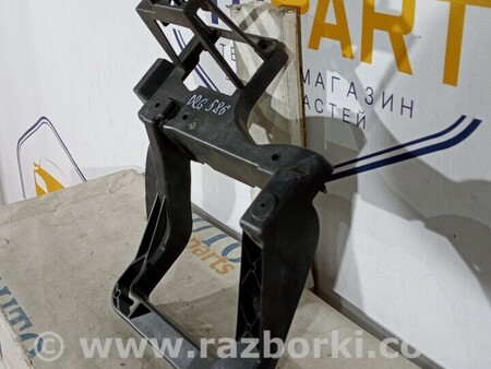 ФОТО Кронштейн кріплення фари передньої лівої для Jeep Cherokee Киев