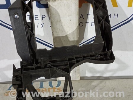 ФОТО Кронштейн кріплення фари передньої лівої для Jeep Cherokee Киев