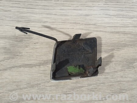 ФОТО Заглушка бампера буксировочного крюка передняя для Renault Clio Киев