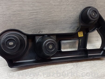 ФОТО Кронштейн кріплення направляюча заднього бампера лівий Універсал для Renault Clio Киев