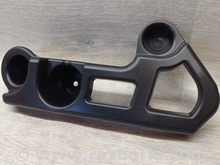 ФОТО Кронштейн кріплення направляюча заднього бампера правий Універсал для Renault Clio Киев