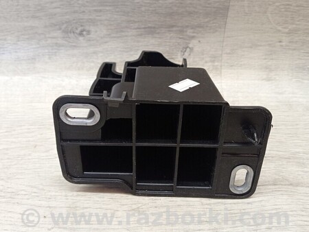 ФОТО Кронштейн кріплення підсилювача переднього бампера правий для Renault Clio Киев