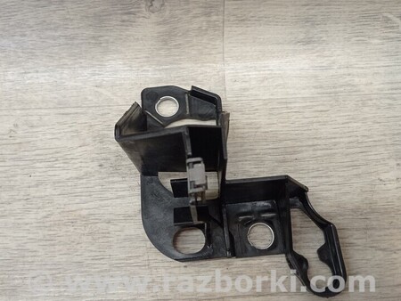 ФОТО Кронштейн кріплення тримач направляюча фари лівий для Renault Clio Киев