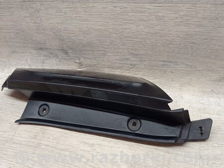 ФОТО Накладка декоративна ляди кришки багажника права Універсал для Renault Clio Киев