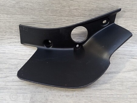 ФОТО Накладка фонаря заднего правый для Renault Clio Киев