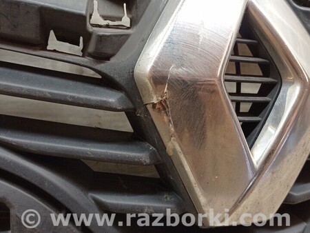 ФОТО Решетка радиатора бампера переднего для Renault Clio Киев