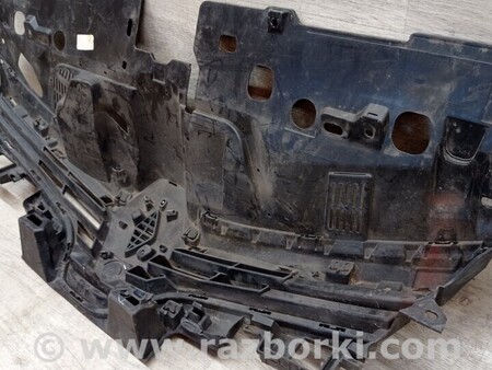 ФОТО Решетка радиатора бампера переднего для Renault Clio Киев