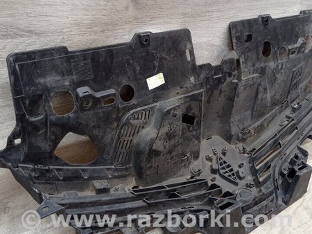 ФОТО Решетка радиатора бампера переднего для Renault Clio Киев