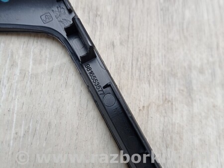 ФОТО Рамка накладки вентиляції для Opel Combo Київ