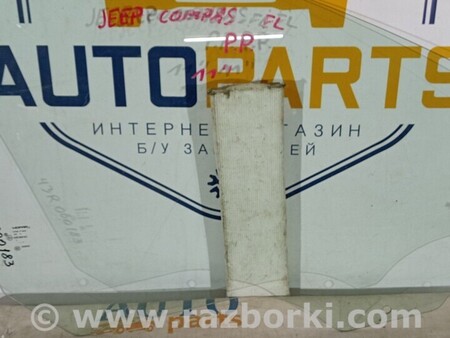 ФОТО Скло дверей переднє праве для Jeep Compass Киев