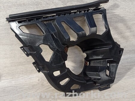 ФОТО Кронштейн противотуманной фары правой для MINI Cooper Киев