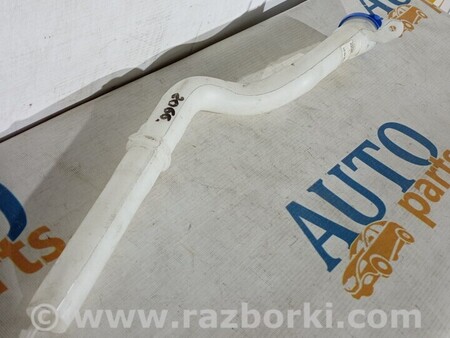 ФОТО Горловина бачка омивача для Toyota Corolla (все года выпуска) Киев