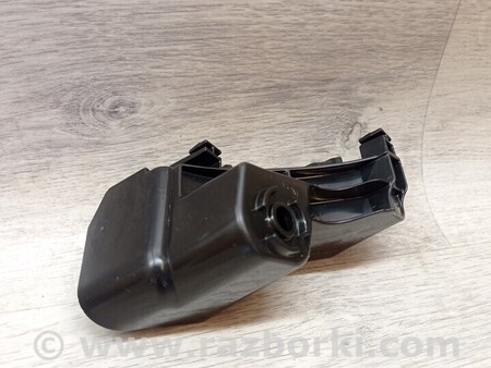 ФОТО Кронштейн кріплення заднього бампера лівий під ліхтар для Toyota Corolla (все года выпуска) Киев