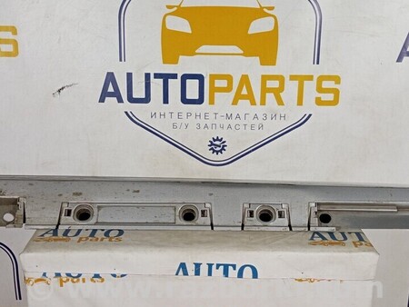 ФОТО Накладка порога ліва для Toyota Corolla (все года выпуска) Киев