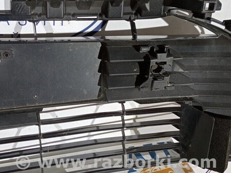 ФОТО Решетка бампера переднего для Toyota Corolla (все года выпуска) Киев