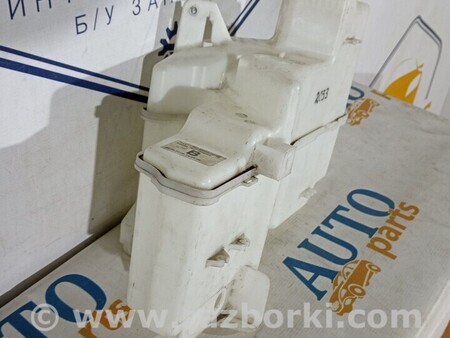 ФОТО Седан Бачок омивача для Toyota Corolla (все года выпуска) Киев