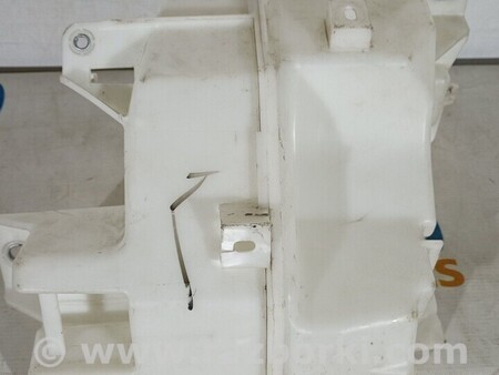 ФОТО Седан Бачок омивача для Toyota Corolla (все года выпуска) Киев