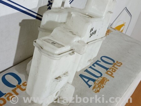 ФОТО Седан Бачок омивача для Toyota Corolla (все года выпуска) Киев