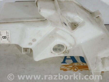 ФОТО Седан Бачок омивача для Toyota Corolla (все года выпуска) Киев