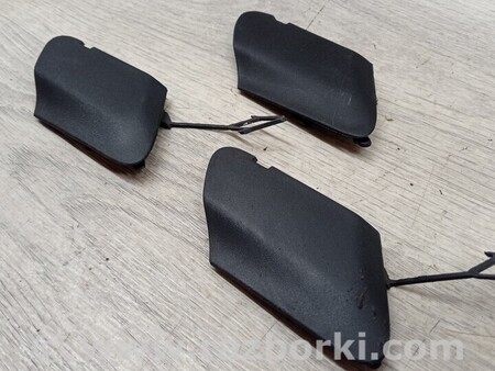 ФОТО Заглушка бампера буксировочного крюка передняя для Opel Corsa (все модели) Київ