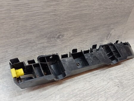 ФОТО Кронштейн кріплення направляюча заднього бампера лівий для Opel Corsa (все модели) Київ