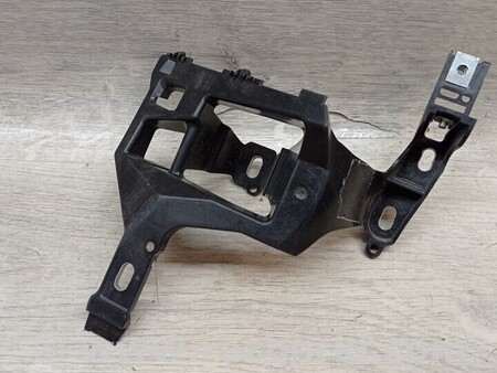 ФОТО Кронштейн кріплення направляюча фари бампера переднього права для Opel Corsa (все модели) Київ