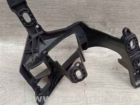 ФОТО Кронштейн кріплення направляюча фари бампера переднього права для Opel Corsa (все модели) Київ