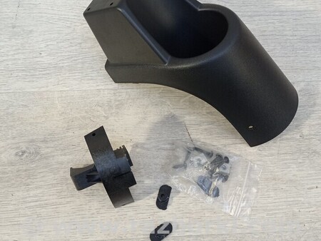 ФОТО Подло14 кронштейн кріпленяя підлокотника центральної консолі для Opel Corsa (все модели) Київ