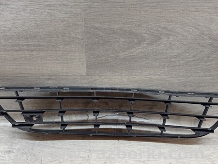 ФОТО Решетка радиатора бампера переднего центральная нижняя для Opel Corsa D Київ