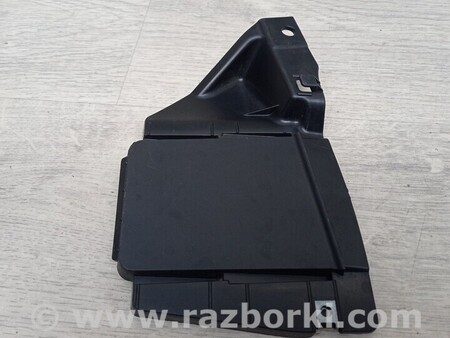 ФОТО Заглушка Пильник заднього бампера правий для Honda CR-V Киев
