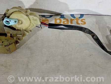 ФОТО Замок двери передней правой Замок дверей передньої для Honda CR-V Киев