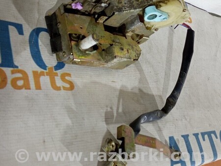 ФОТО Замок двери передней правой Замок дверей передньої для Honda CR-V Киев