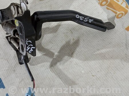 ФОТО Замок капота Замок капота для Honda CR-V Киев