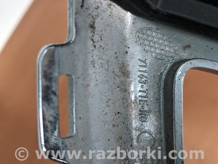 ФОТО Решетка Туманки бампера переднего правая для Honda CR-V Киев