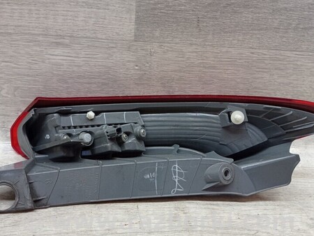 ФОТО Фонарь задний правый для Honda CR-V Киев