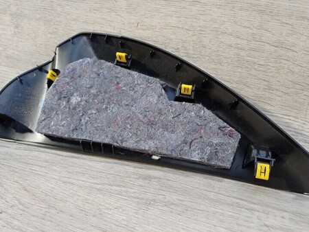 ФОТО Накладка торпедо правая Накладка консоли права для Opel Crossland X (2017-...) Київ