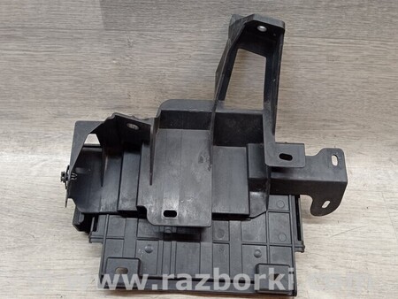 ФОТО Кронштейн кріплення направляюча блоку управління двигуном для Chevrolet Cruze J300 (2008-2016) Киев