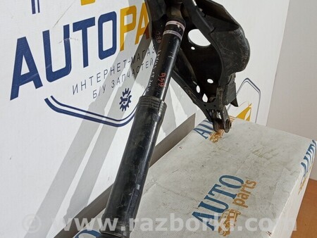 ФОТО Амортизатор задній лівий нижній ричаг для Lexus CT200 (11-17) Київ