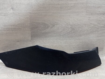 ФОТО Накладка вія ресничка фари права для Iveco Daily Киев