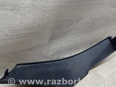 ФОТО Накладка вія ресничка фари права для Iveco Daily Киев